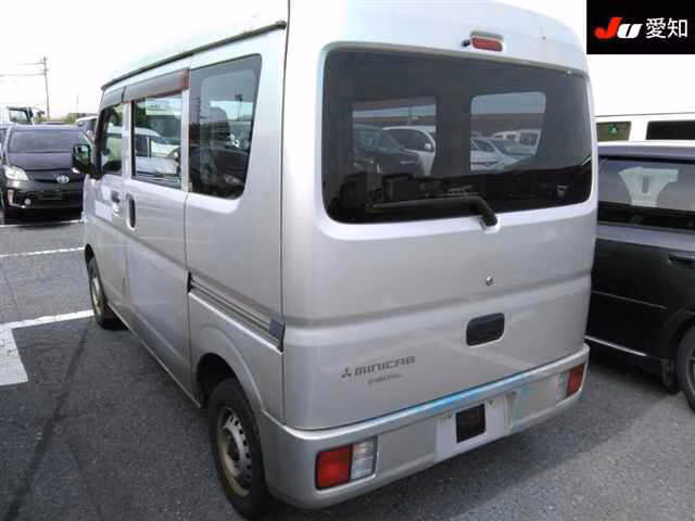 MITSUBISHI MINICAB