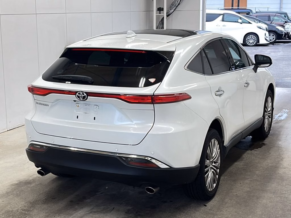 TOYOTA HARRIER
