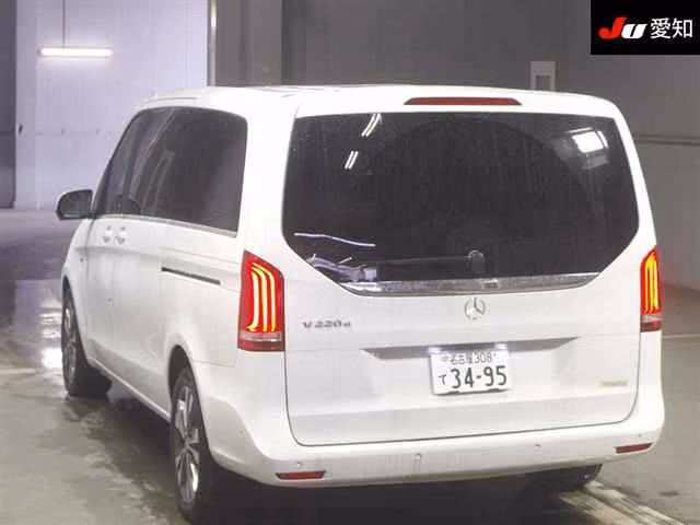MERCEDES-BENZ V-CLASS