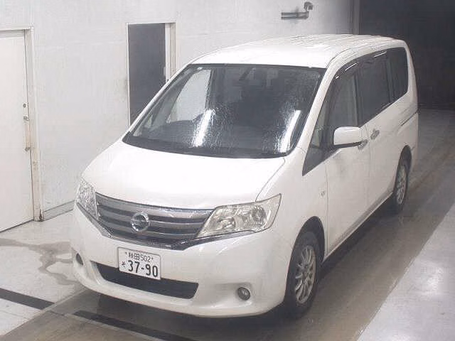 NISSAN SERENA