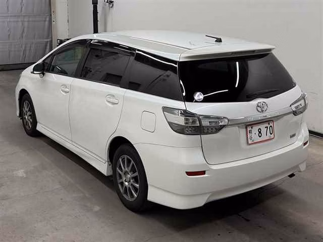 TOYOTA WISH
