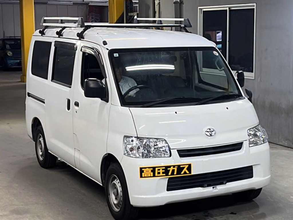 TOYOTA LITE ACE