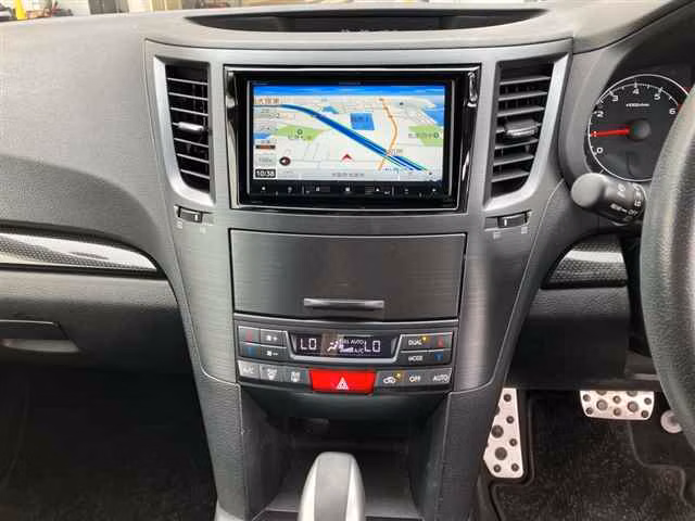 SUBARU LEGACY
