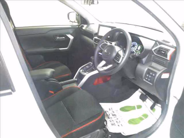 DAIHATSU ROCKY