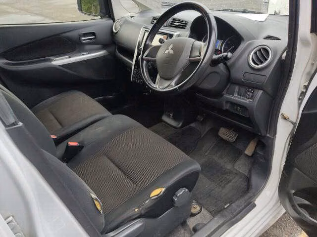 MITSUBISHI EK CUSTOM