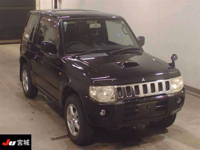 MITSUBISHI PAJERO MINI