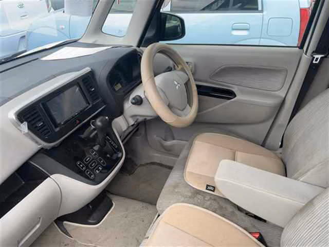 MITSUBISHI EK SPACE