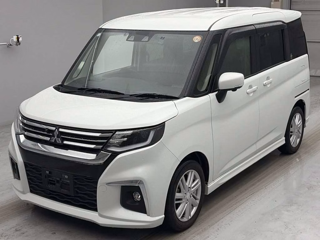 MITSUBISHI DELICA D:2