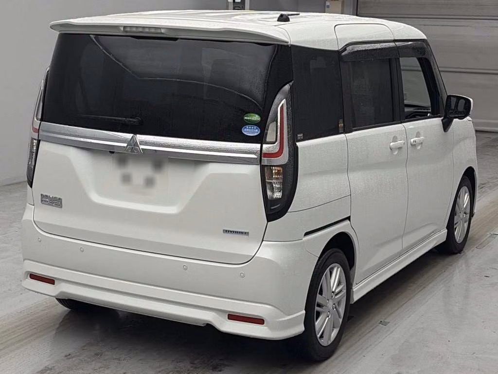 MITSUBISHI DELICA D:2