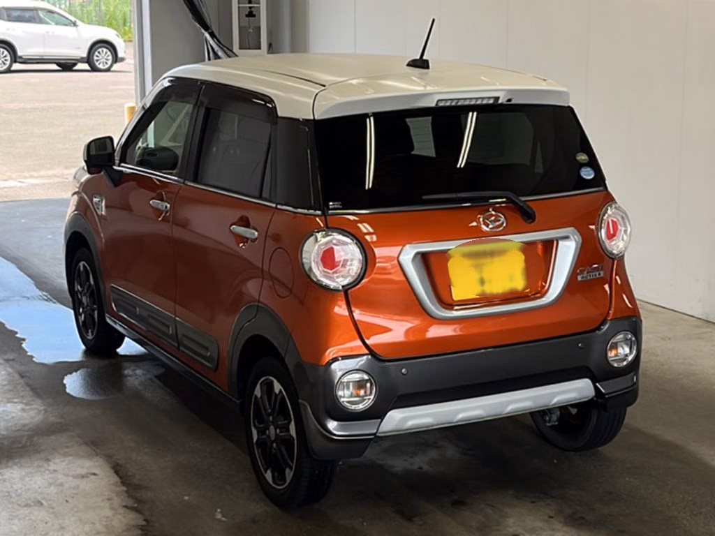 DAIHATSU CAST