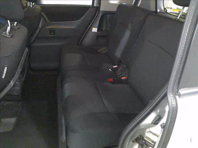MITSUBISHI DELICA D:2