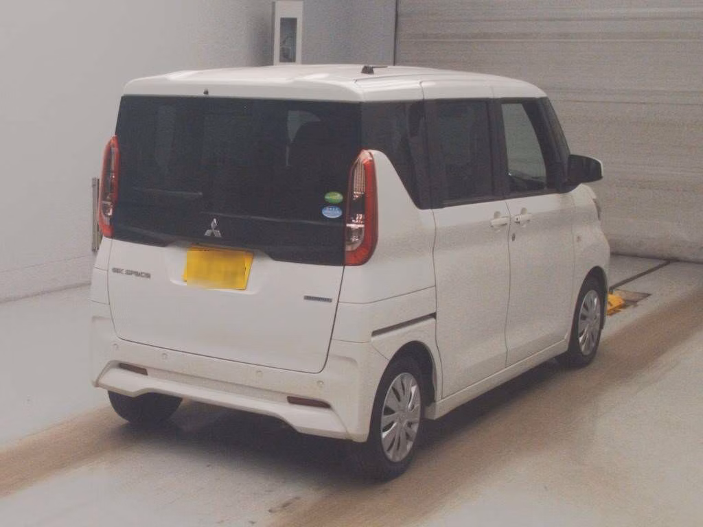 MITSUBISHI EK SPACE