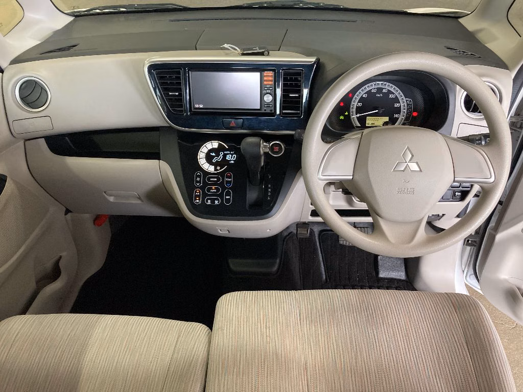 MITSUBISHI EK SPACE