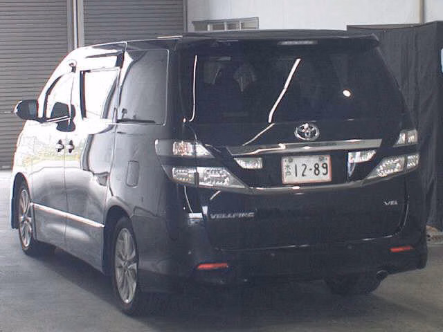 TOYOTA VELLFIRE