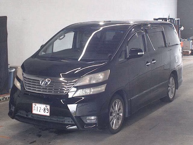 TOYOTA VELLFIRE
