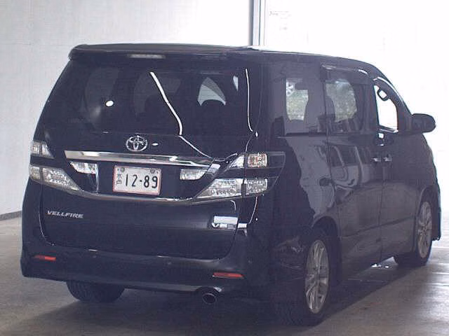 TOYOTA VELLFIRE