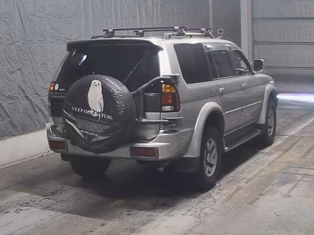 MITSUBISHI CHALLENGER