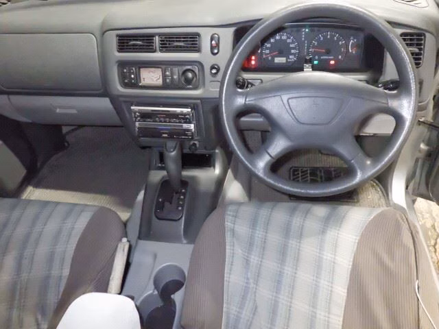 MITSUBISHI CHALLENGER