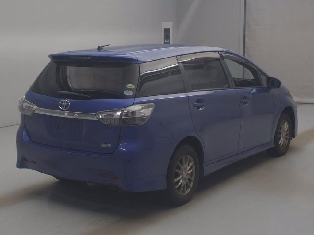 TOYOTA WISH