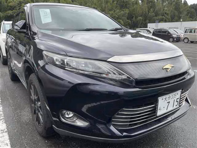 TOYOTA HARRIER