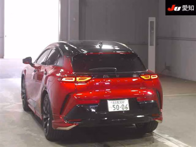 TOYOTA CROWN