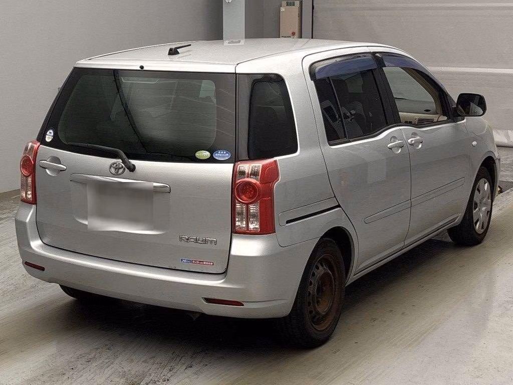 TOYOTA RAUM