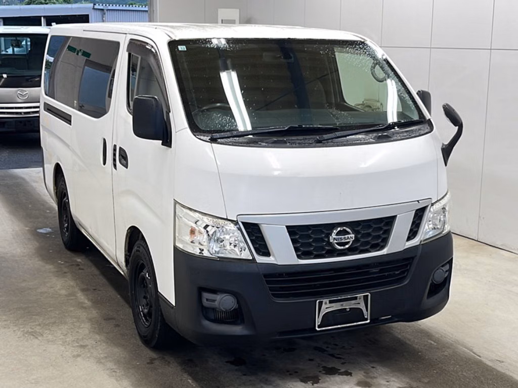 NISSAN NV350 CARAVAN