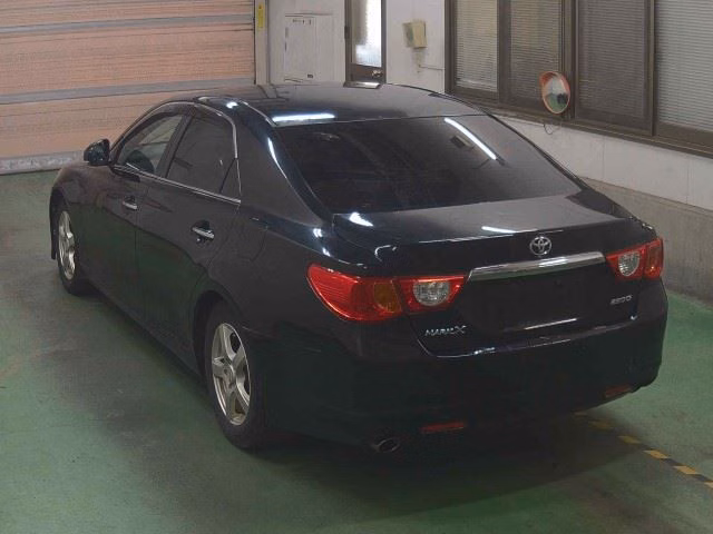 TOYOTA MARK X