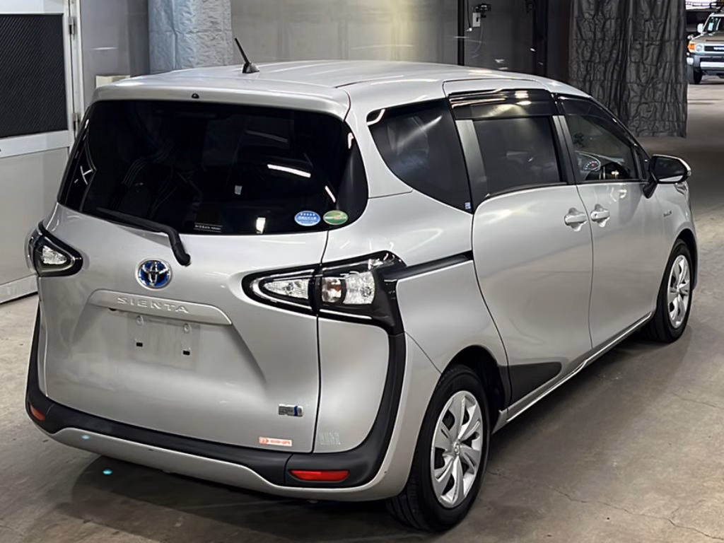 TOYOTA SIENTA