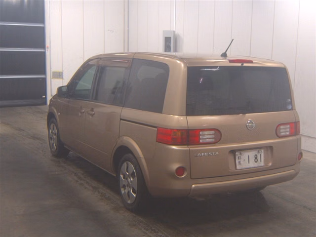 NISSAN LAFESTA