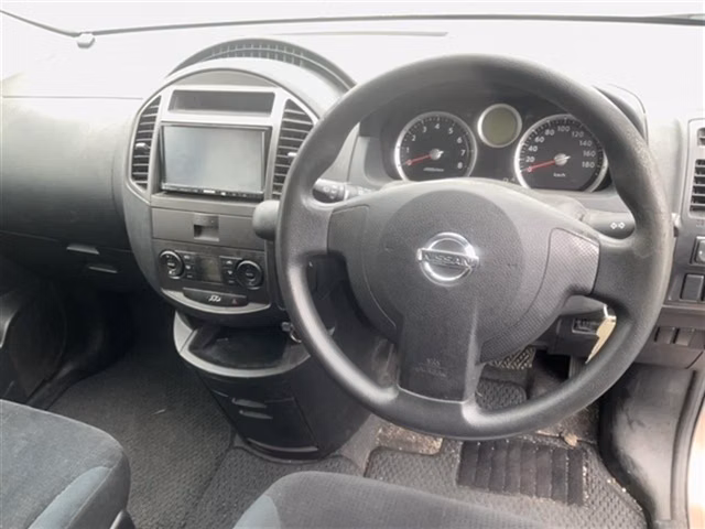 NISSAN LAFESTA