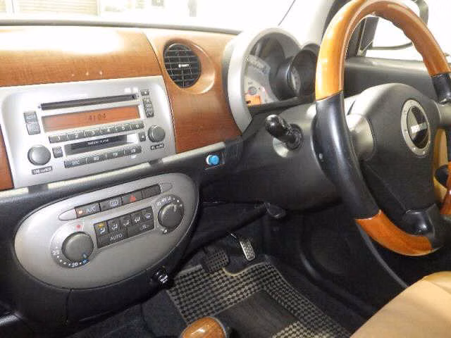 DAIHATSU MIRA GINO