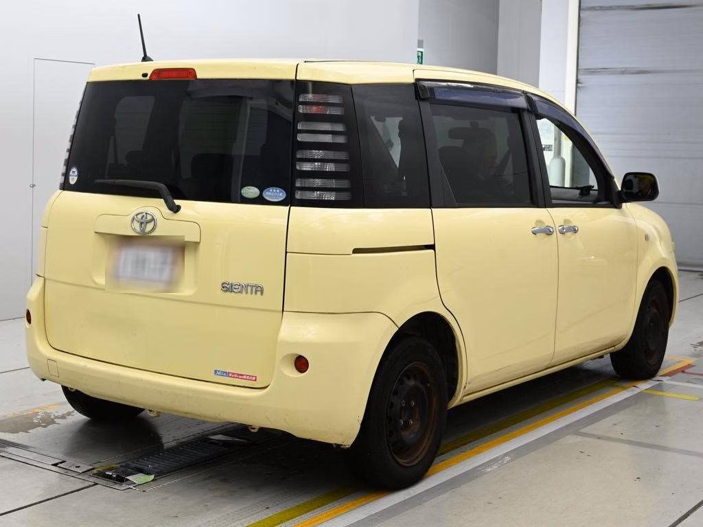 TOYOTA SIENTA