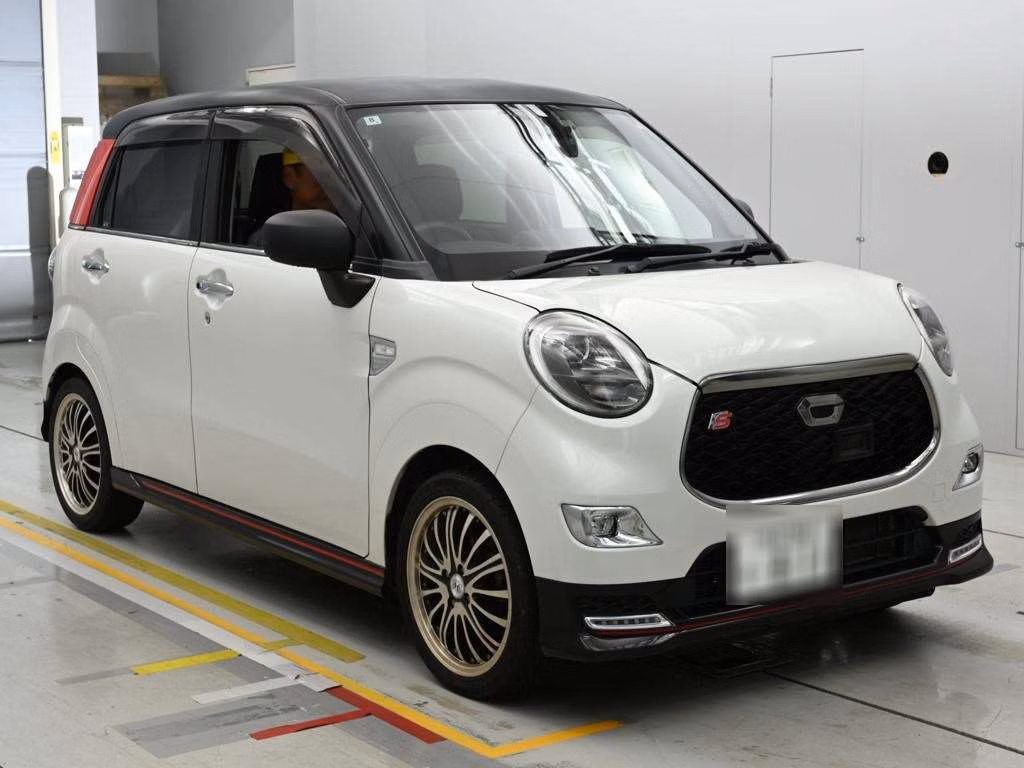 DAIHATSU CAST