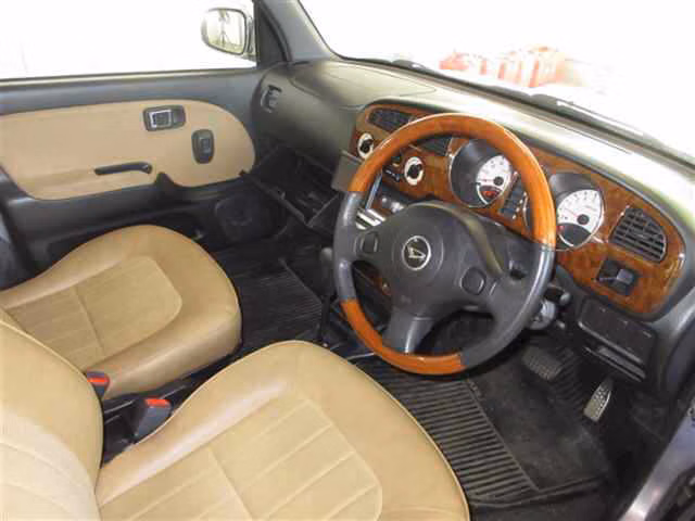 DAIHATSU MIRA GINO