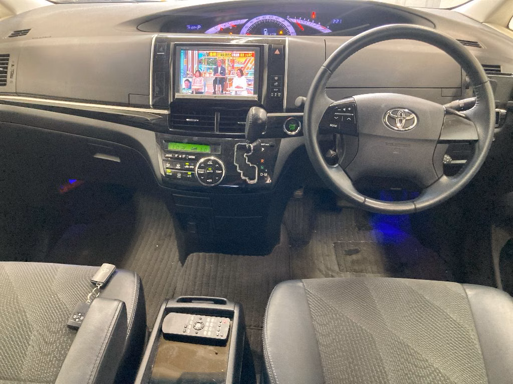 TOYOTA ESTIMA