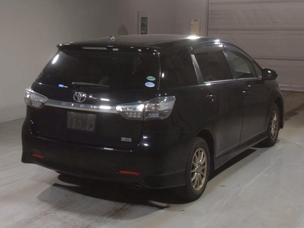 TOYOTA WISH