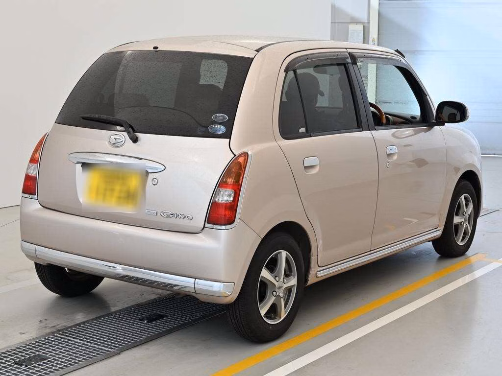 DAIHATSU MIRA GINO