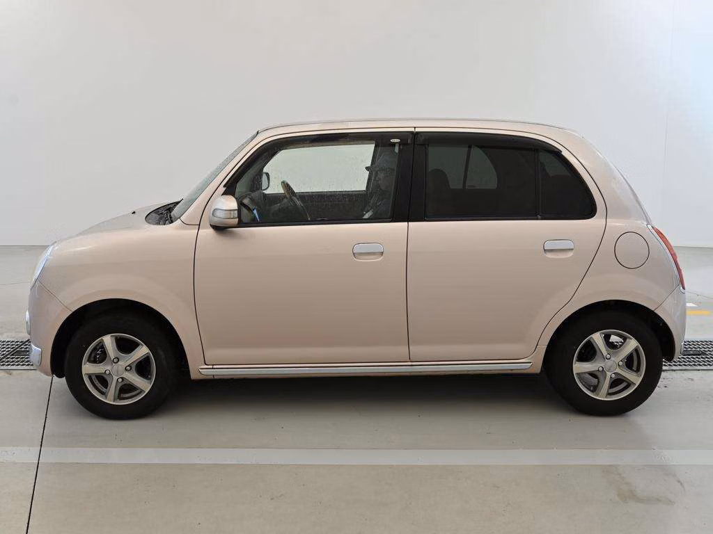 DAIHATSU MIRA GINO