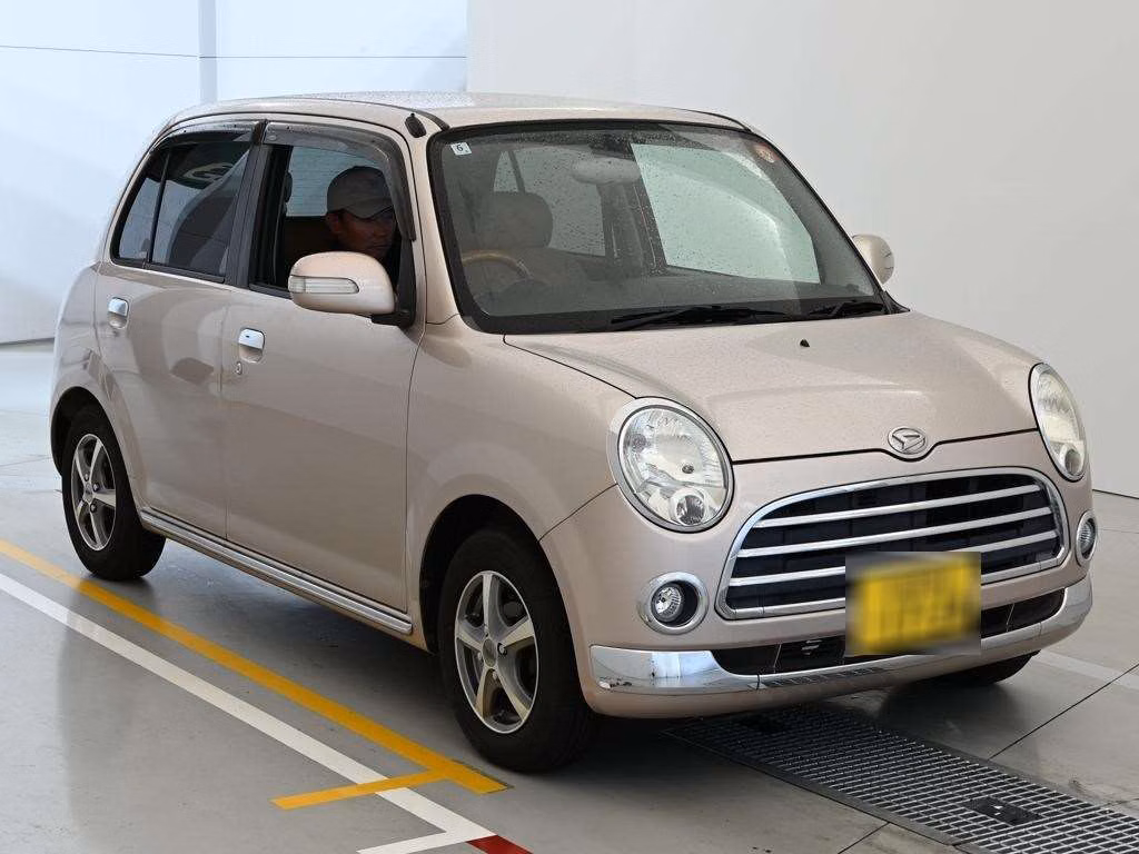 DAIHATSU MIRA GINO