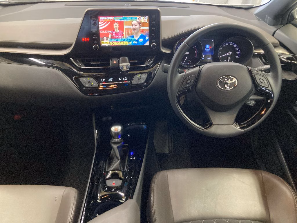 TOYOTA C-HR