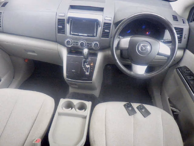 MAZDA MPV