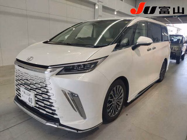 LEXUS LM500H