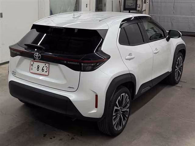 TOYOTA YARIS CROSS