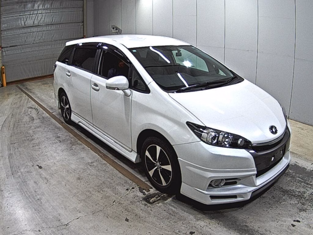 TOYOTA WISH