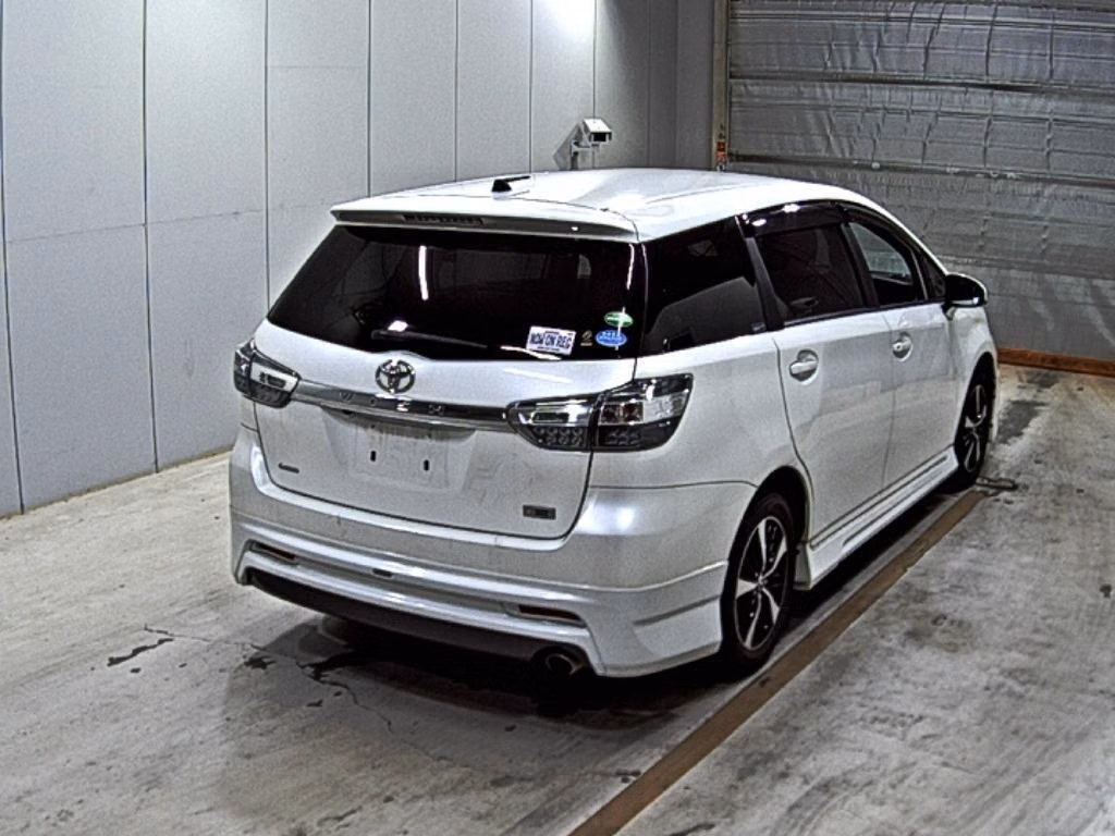 TOYOTA WISH