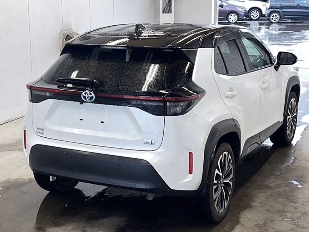 TOYOTA YARIS CROSS