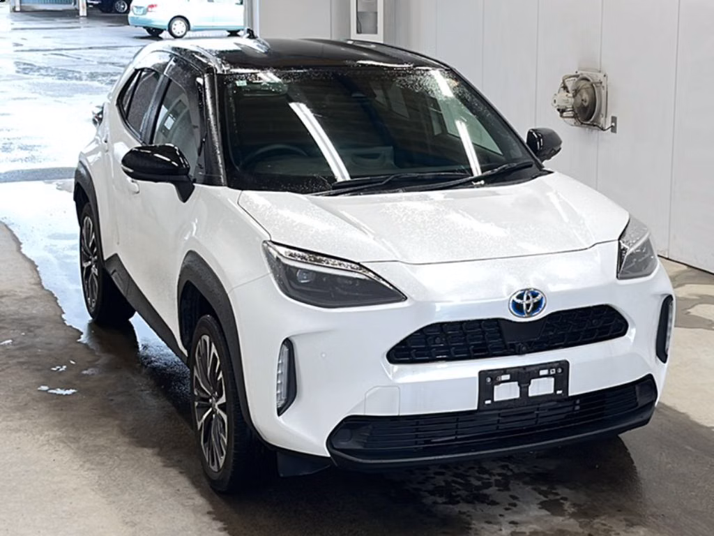 TOYOTA YARIS CROSS