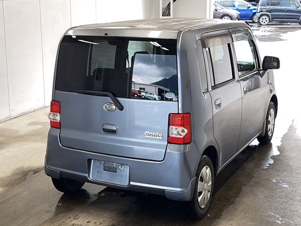 DAIHATSU MOVE CONTE