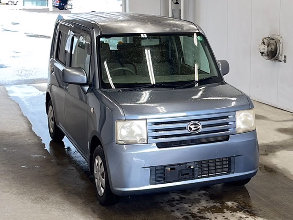DAIHATSU MOVE CONTE